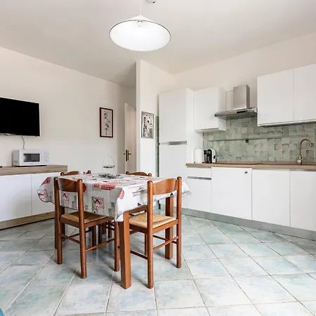 Apartament Guesthost - The Travelling Suitcase