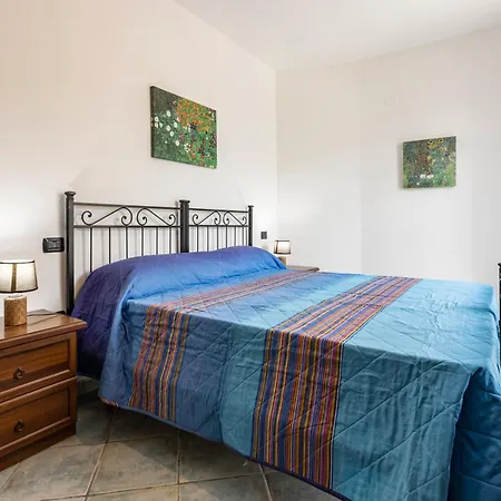 דירה Guesthost - The Travelling Suitcase Sanluri