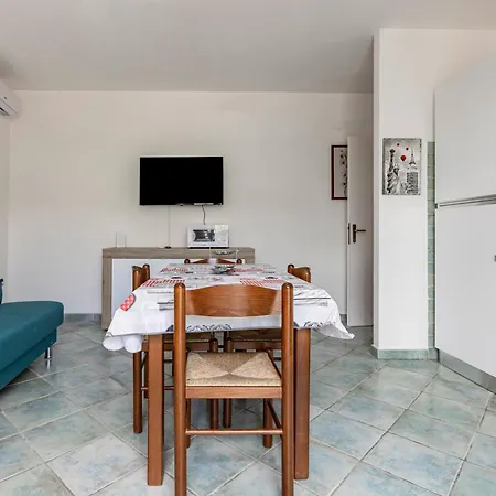 דירה Guesthost - The Travelling Suitcase